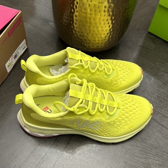 Ryka Activate Light Running (WIDE) - Picture 4 of 13